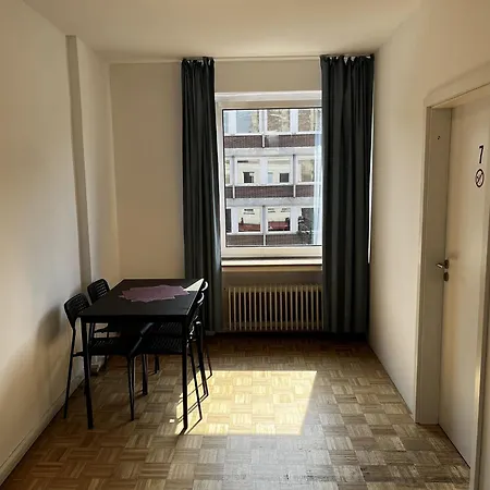 Hostel Private At Heumarkt, Center Kolín nad Rýnem