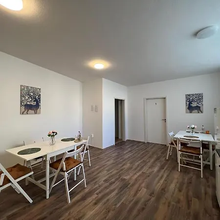 Private At Heumarkt, Center Hostel Kolín nad Rýnem