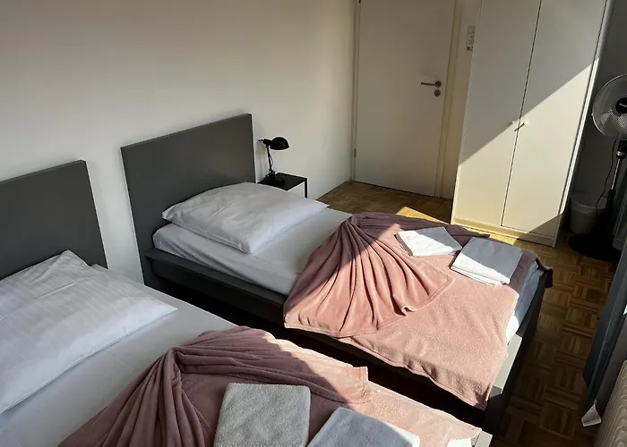 Hostel Private At Heumarkt, Center Κολωνία