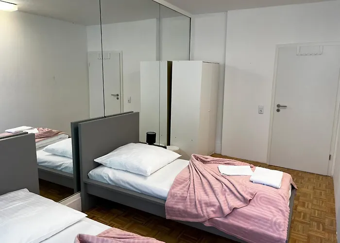 Hostel Private At Heumarkt, Center Κολωνία