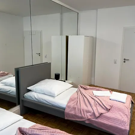 Hostel Private At Heumarkt, Center Cologne