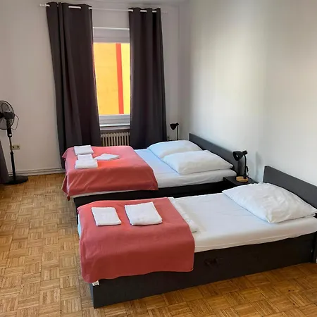 Private At Heumarkt, Center Hostel *