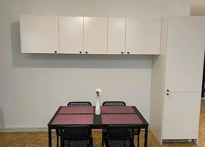 Private At Heumarkt, Center Hostel