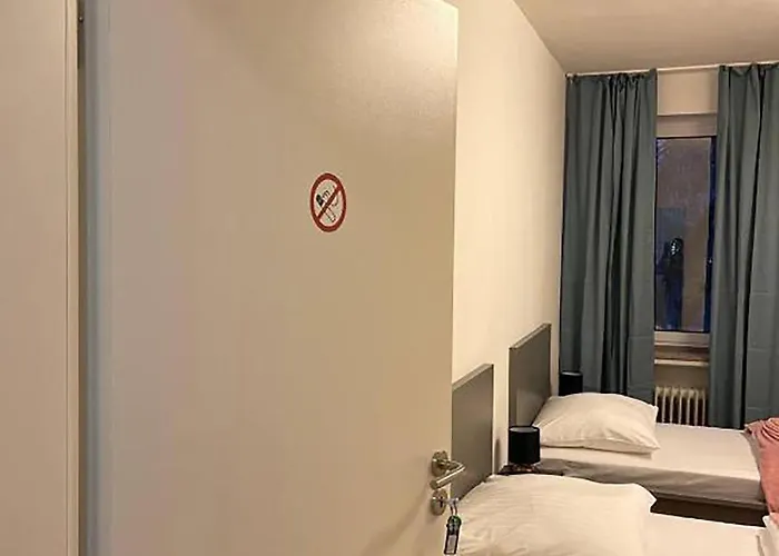 Hostel Private At Heumarkt, Center *