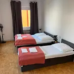 Private At Heumarkt, Center Хостел *