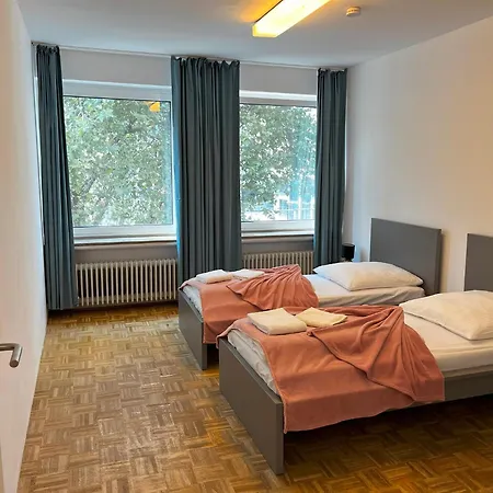Private At Heumarkt, Center Vandrerhjem Köln
