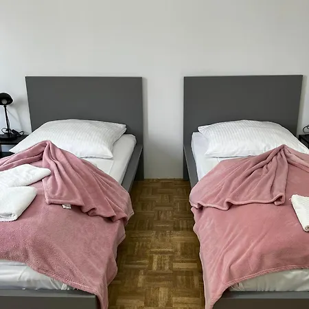 Private At Heumarkt, Center