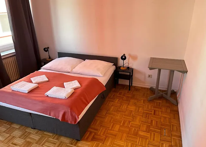 Private At Heumarkt, Center *