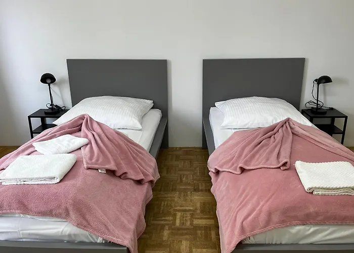 Private At Heumarkt, Center