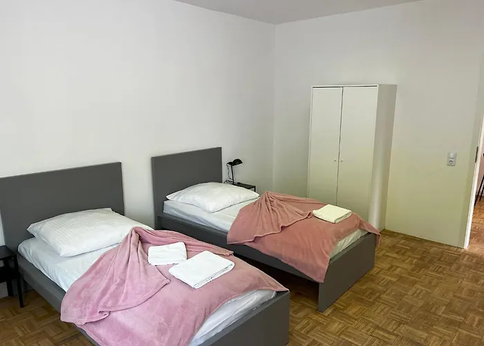 Hostel Private At Heumarkt, Center *